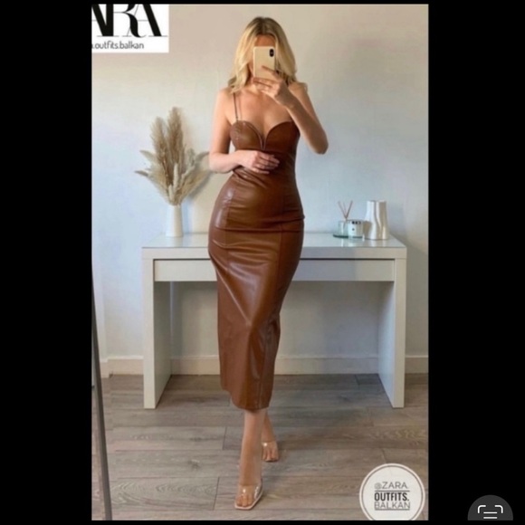 Bloggers fav Zara faux leather dress - Picture 5 of 13